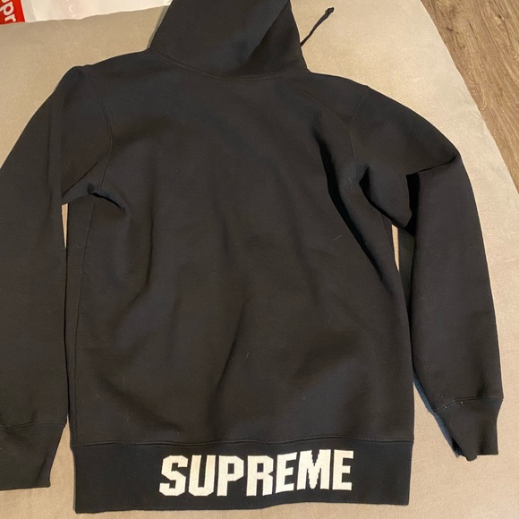 Supreme zippered hoody - Picture 2 of 2
